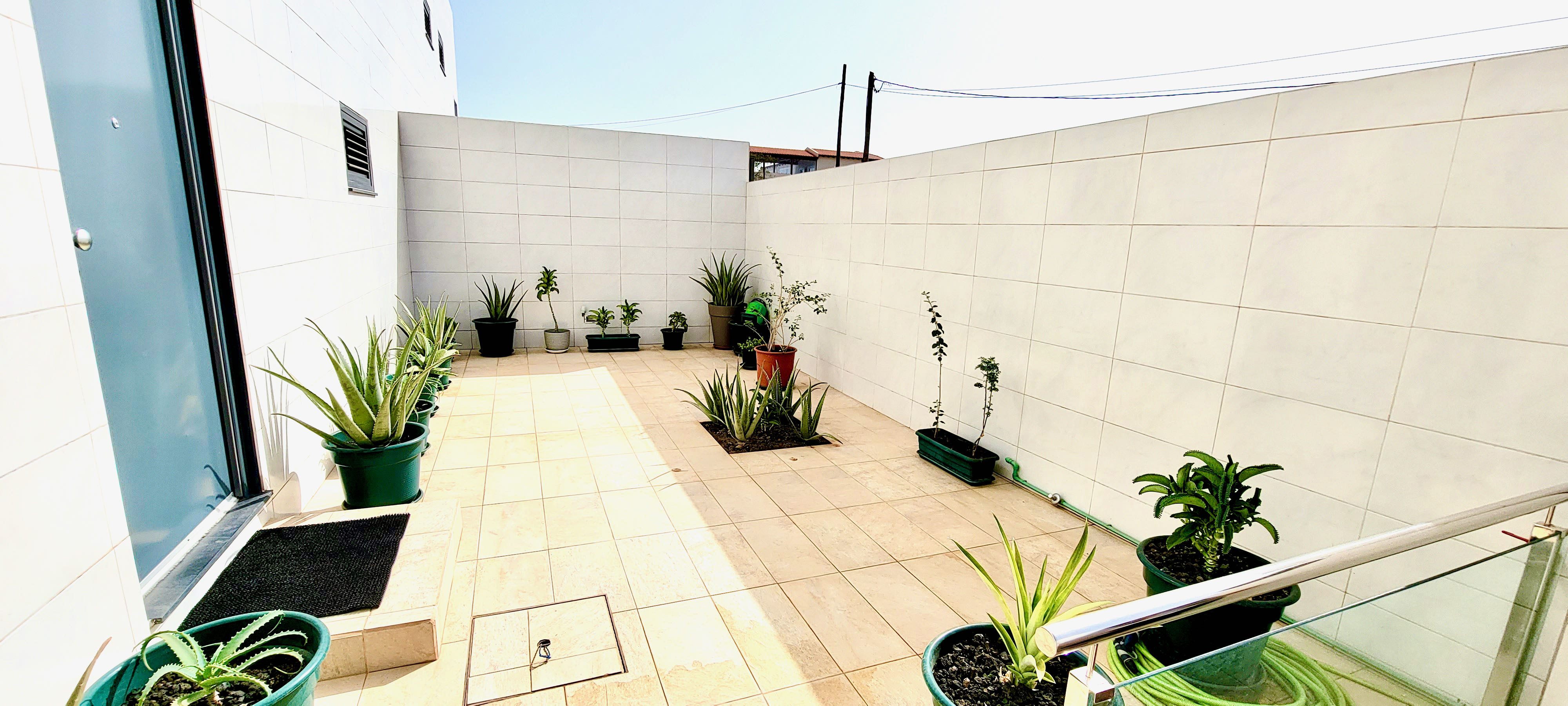 Apartamento T4 Triplex mobilado - Photo 1