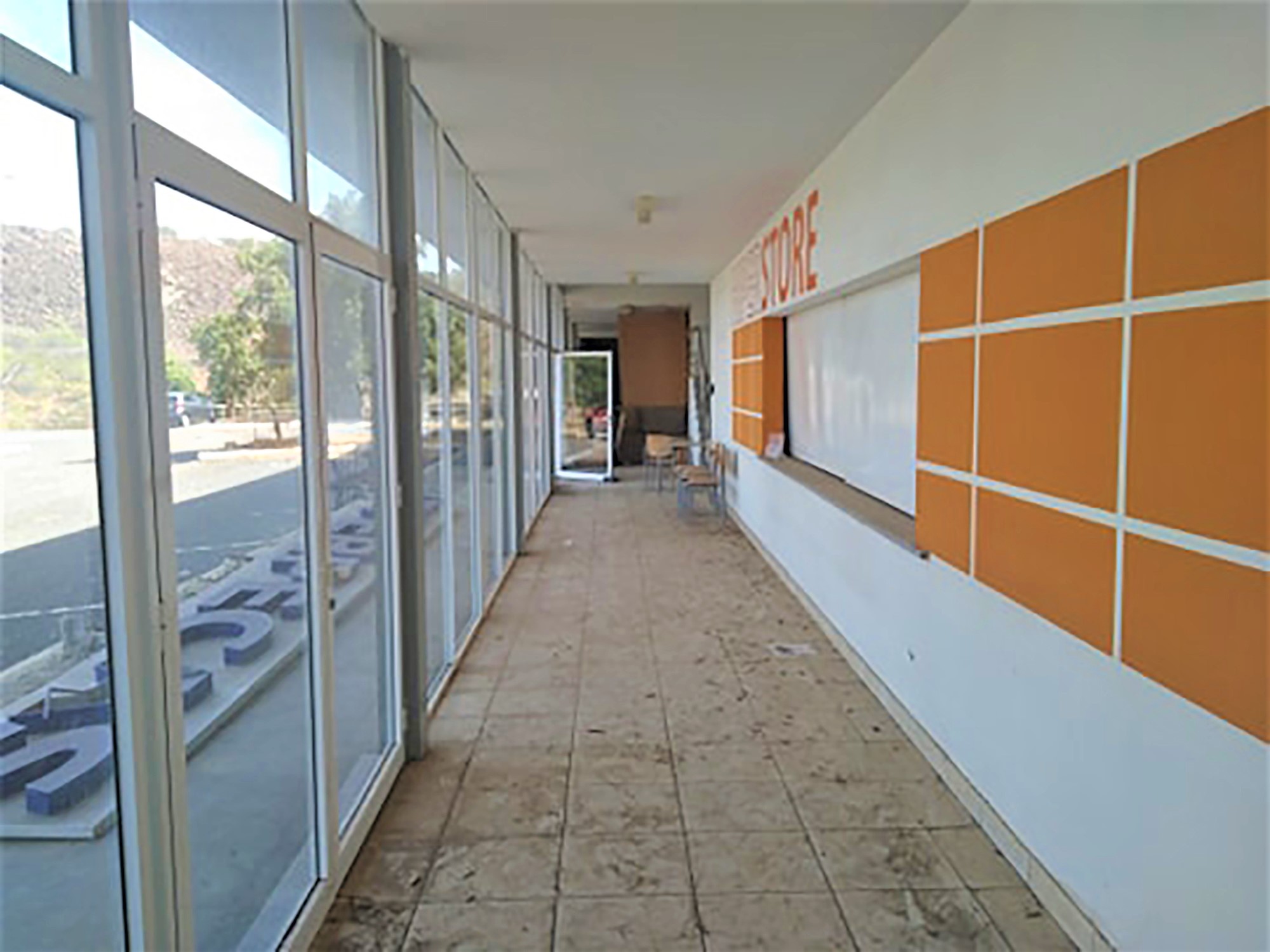 2 Pavilhões para Industria/ Comercio - Photo 3