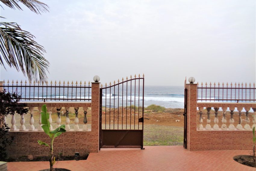 Vivenda em Calheta - Photo 2