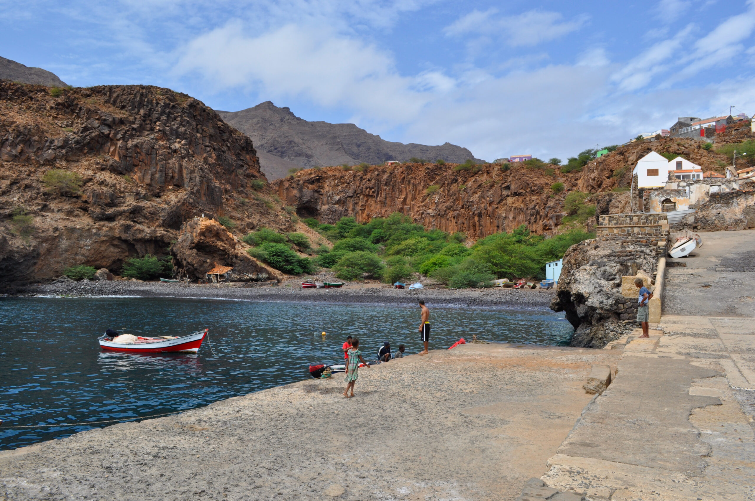 BUILDING PLOTS ON THE ISLAND OF SÃO NICOLAU - Photo 1