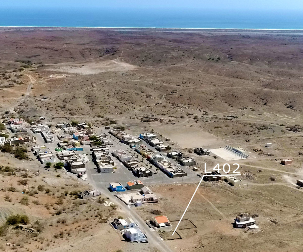 PROPERTY ON THE POVOAÇAO VELHA STREET BY THE SANTA MONICA BEACH - Photo 1