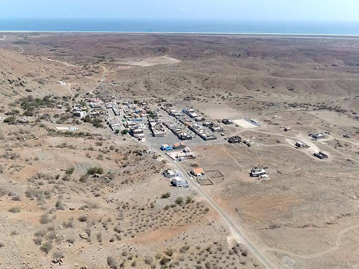 PROPERTY ON THE POVOAÇAO VELHA STREET BY THE SANTA MONICA BEACH - Photo 2