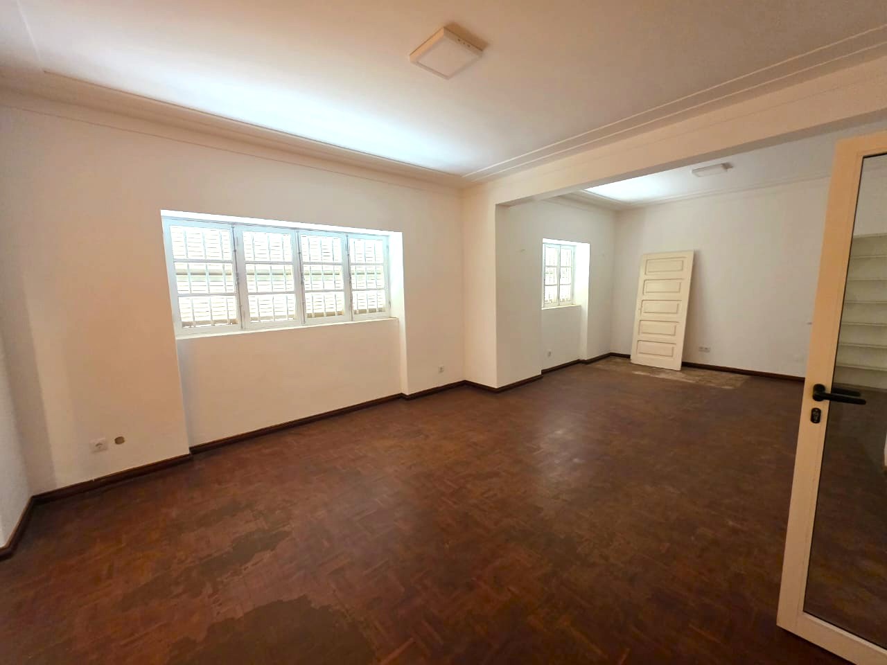 Escritório Em Achada Santo Antônio - Photo 2