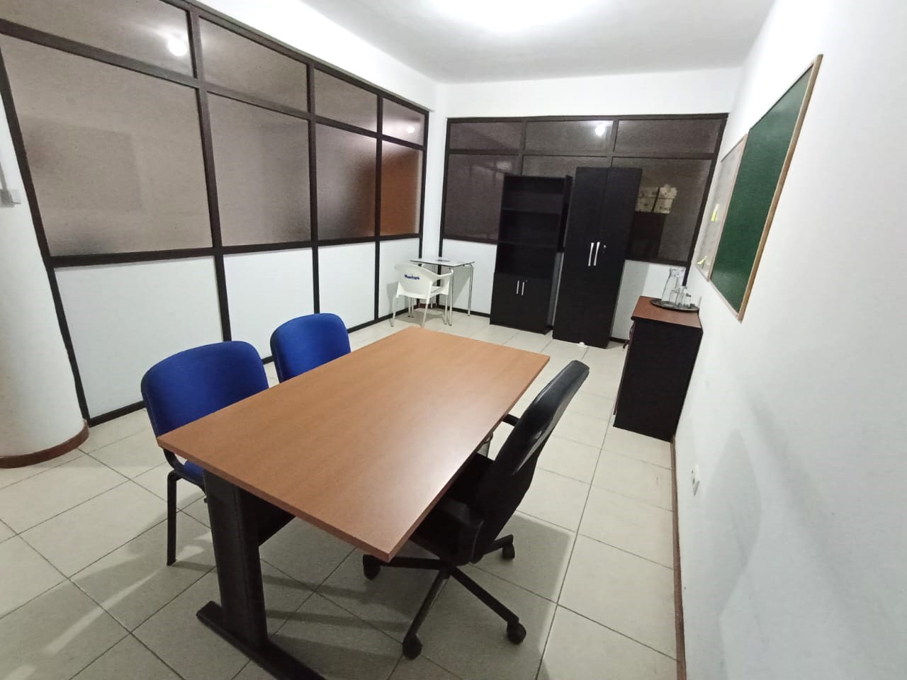 Escritório em Achada Santo Antônio - Photo 2