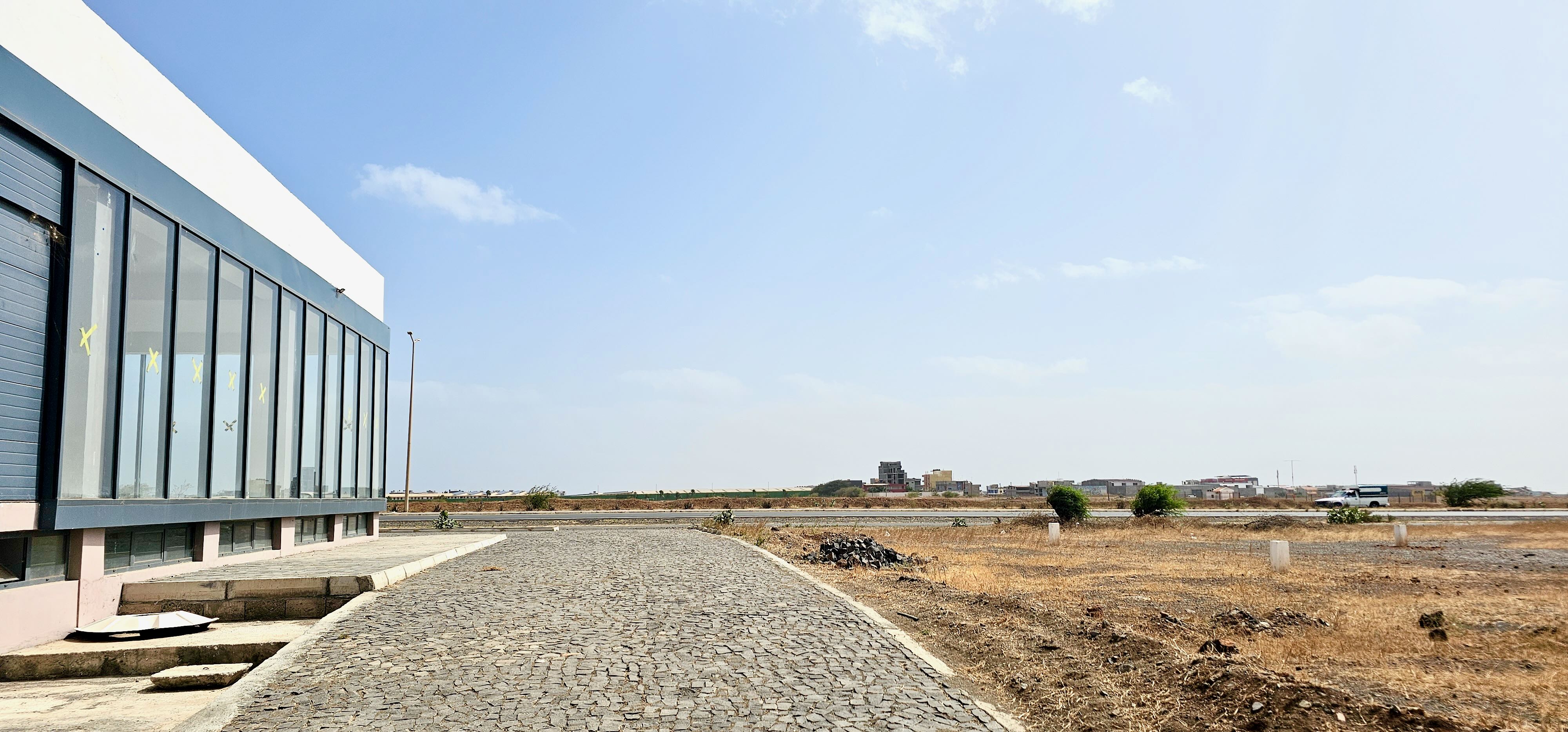 Showroom/Armazém, Achada Grande - Photo 5