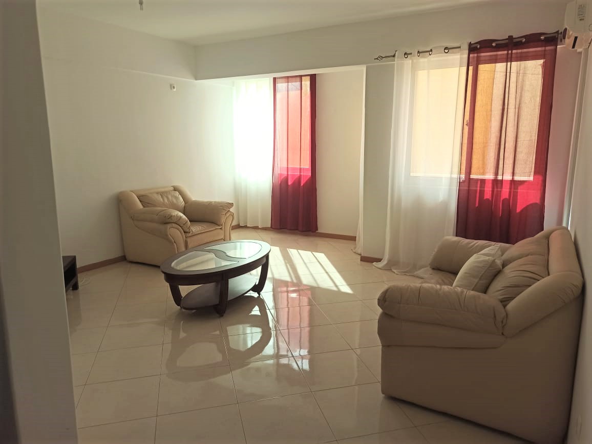 T3 Mobilado Em Chã de Areia, Praia. - Photo 4