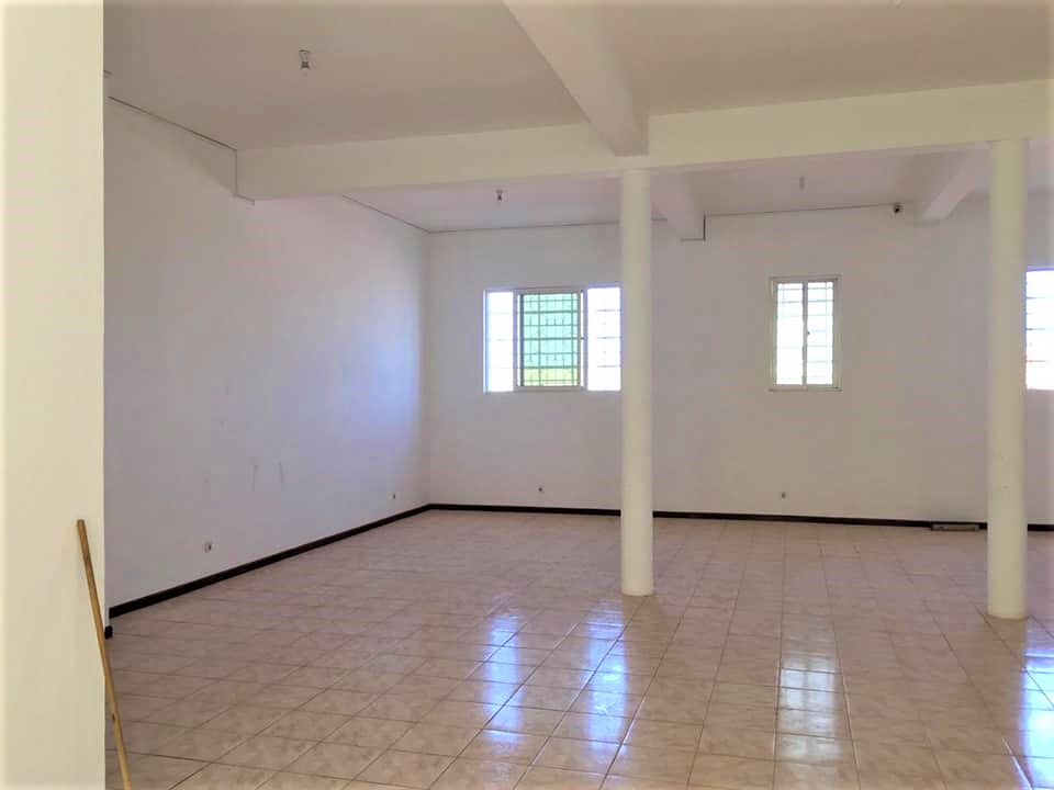 Espaço Comercial em Palmarejo - Photo 2