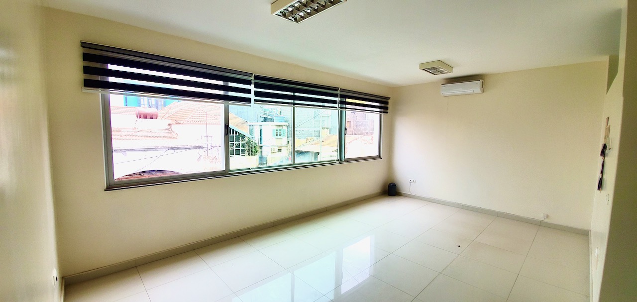 Escritório no Plateau, Praia - Photo 2