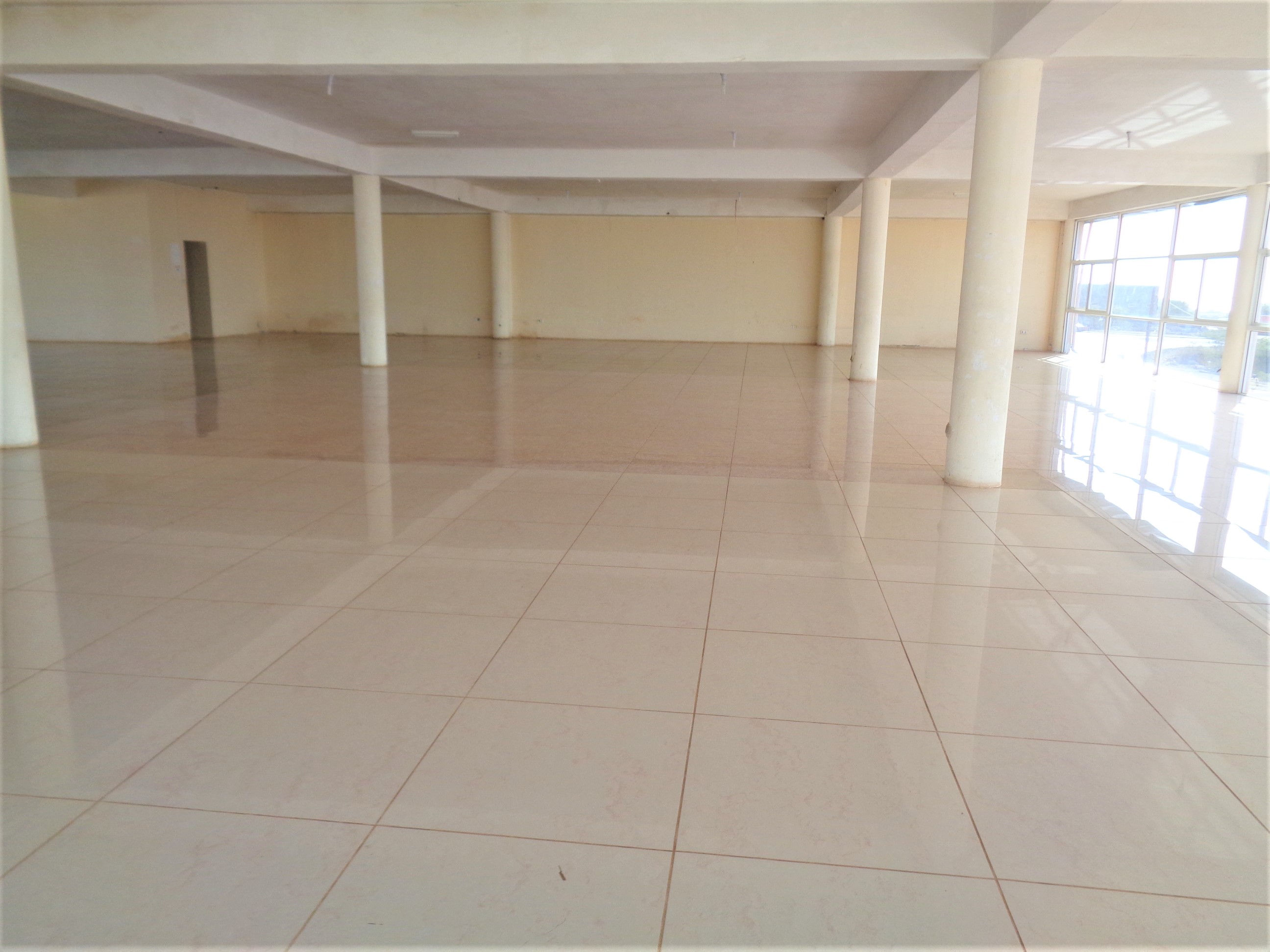 Espaço Comercial Achada Grande Trás - Photo 4