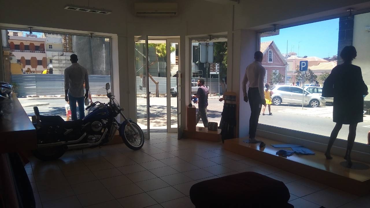 Loja no Plateau - Photo 1