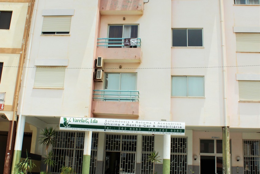 Arrenda-se T3 em Palmarejo - Photo 1