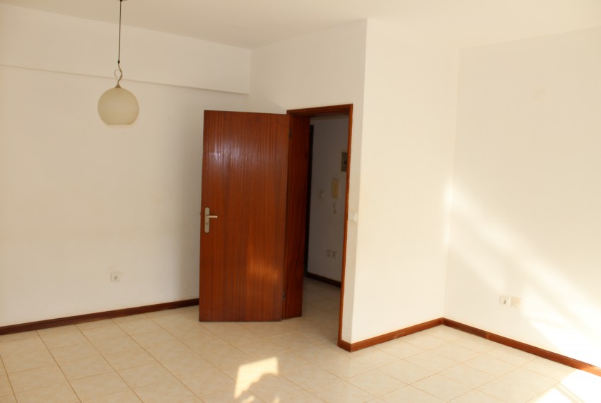 Apartamento T3 em Achada São Filipe - Photo 2