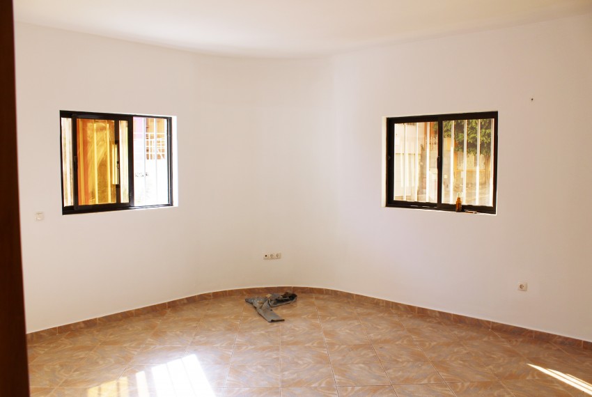 Arrenda-se Apartamento T3 em Palmarejo - Photo 3