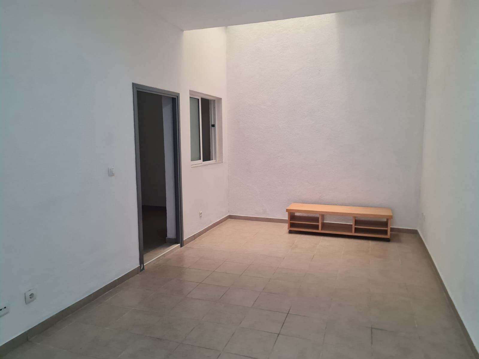 Apartamento T3 R/C Achada São Filipe - Photo 2