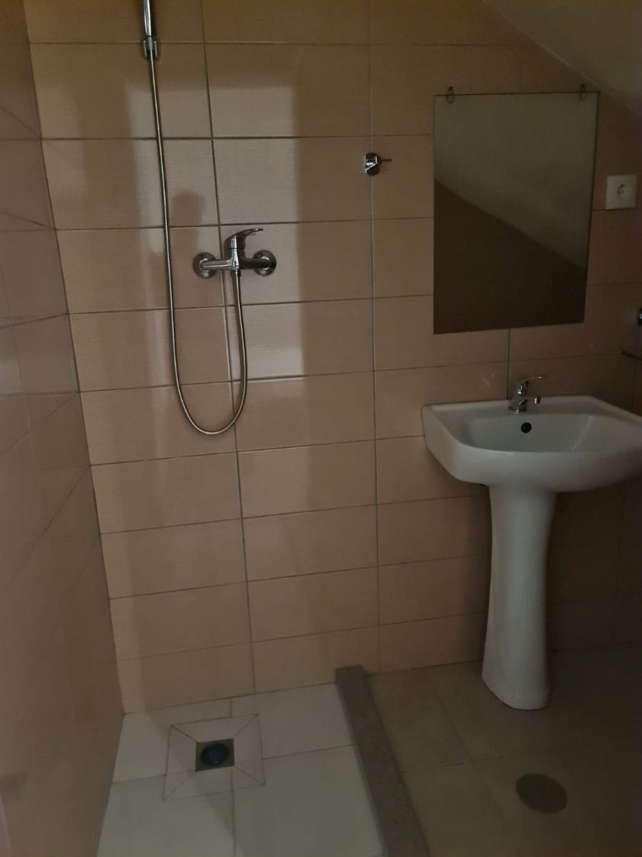 Apartamento T3 R/C Achada São Filipe - Photo 4