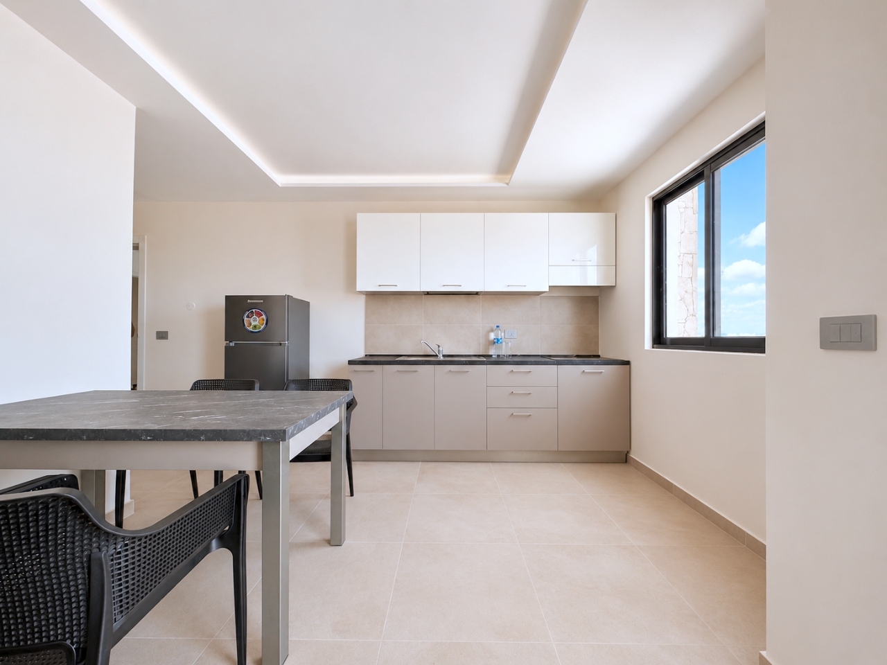 One-Bedroom Comfort Suite Apartments – Santa Maria - Photo 2