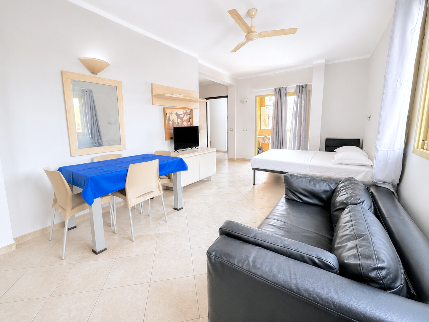 Spacious Studio with Large Terrace In Coquero building