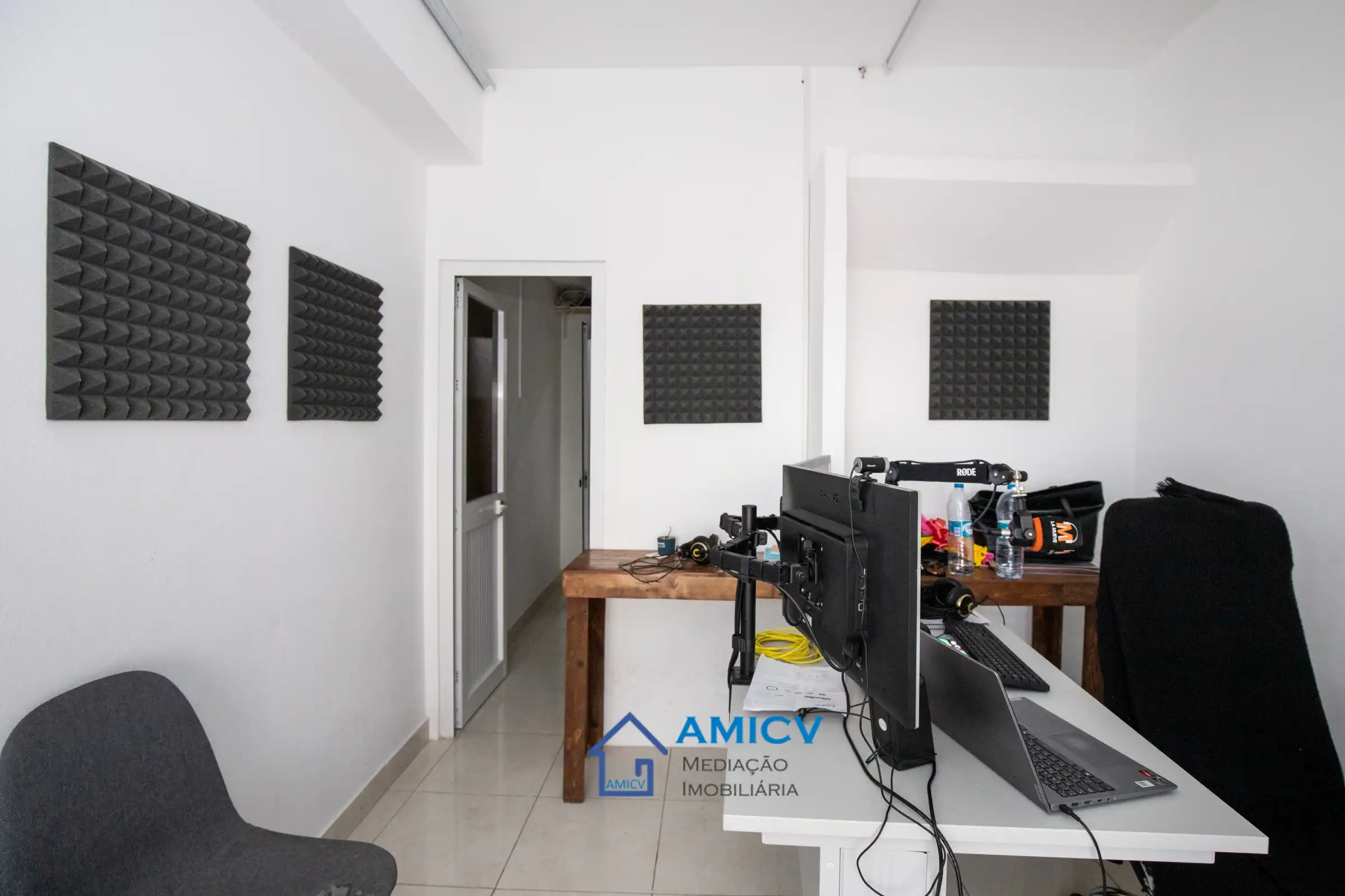 ESPAÇO MULTIFUNÇÕES CENTRO MINDELO | ARRENDAMENTO - Photo 3