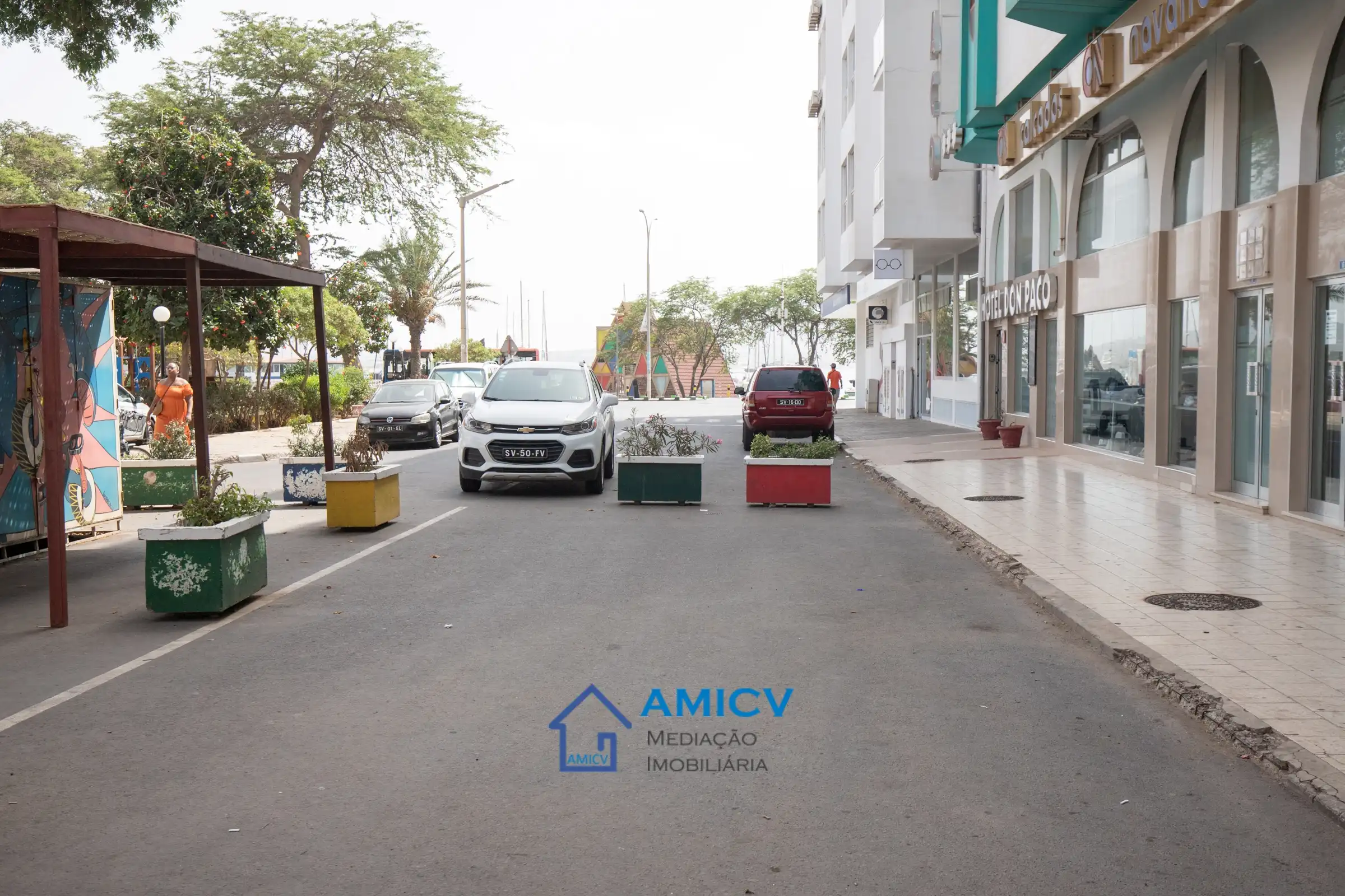 ESPAÇO MULTIFUNÇÕES CENTRO MINDELO | ARRENDAMENTO - Photo 5